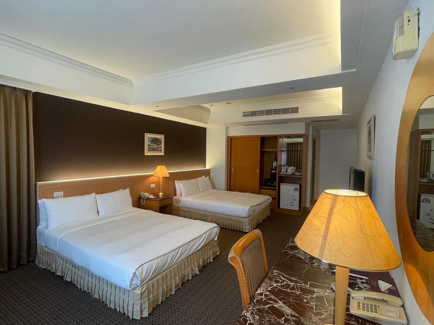 Chuto Plaza Hotel Таоуан Екстериор снимка
